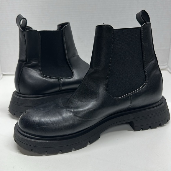 Asos Chelsea Boot Chunky Faux Vegan Leather Pull On Booties Shoes Boots Black 7 - Picture 6 of 8